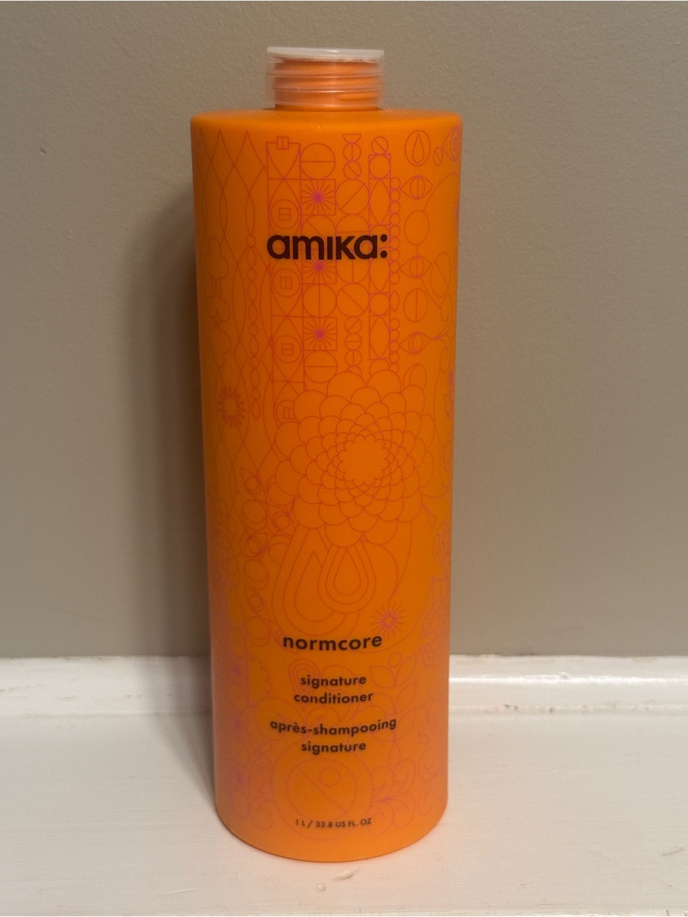 amika Normcore Signature Conditioner — New